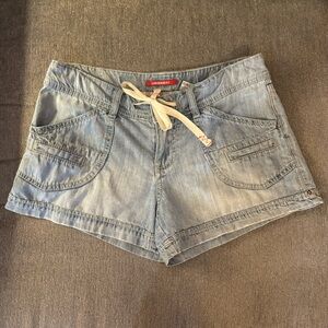 Y2K Unionbay Juniors Light Denim Blue Delaney Faded Short Shorts